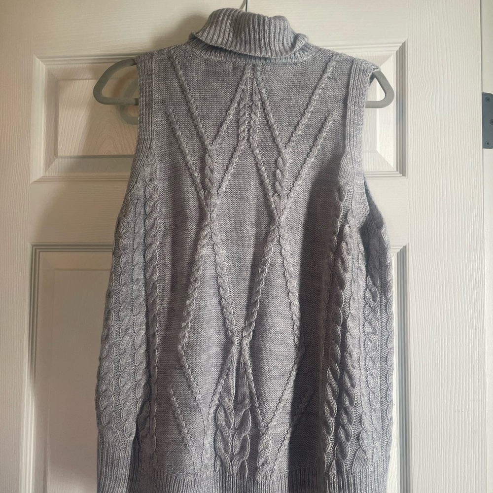 Gibson Look new with tags cowl neck sweater